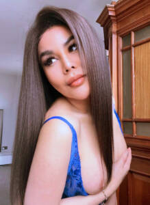 TS Mona Nam Bayswater Ladyboy Escort